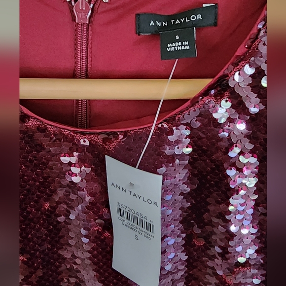 Brand New with Tags! Sequin top! - Picture 1 of 4